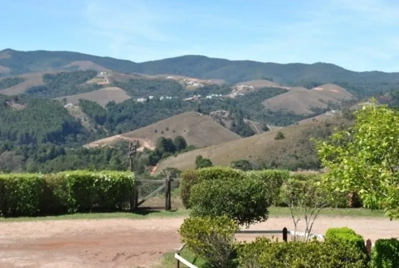 بيت ضيافة Campos do Jordão Pousada Hipica Golf البرازيل