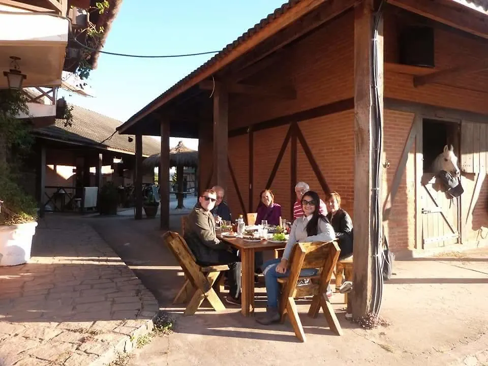 بيت ضيافة Campos do Jordão Pousada Hipica Golf البرازيل